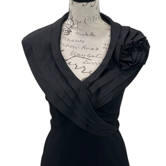 90s Tadashi Halter Cocktail Dress in Black - Picture 3 of 7